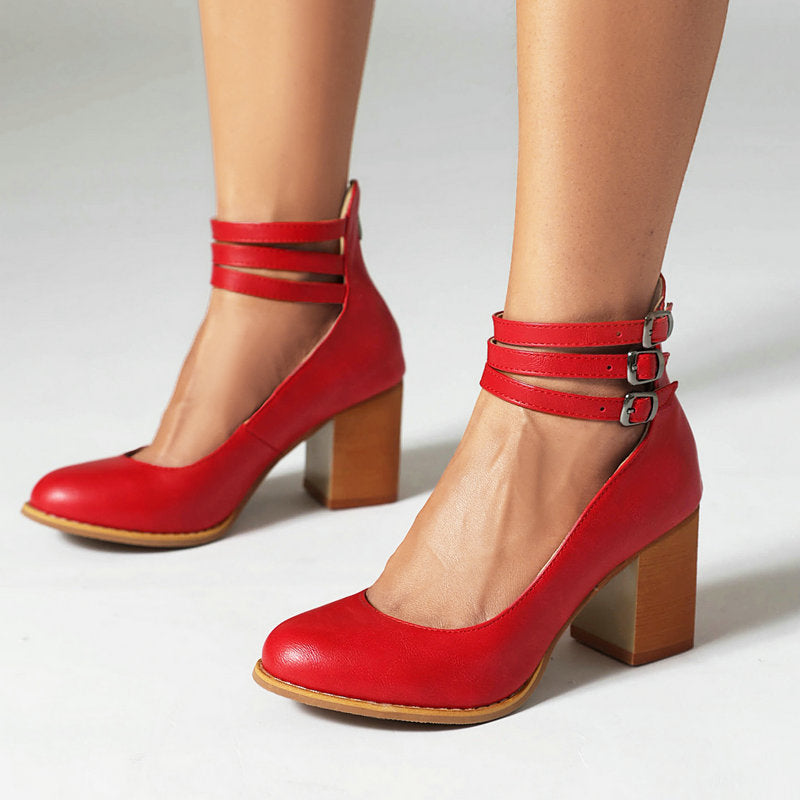 Luna | Gladde sandalen met enkelbandje en brede hak