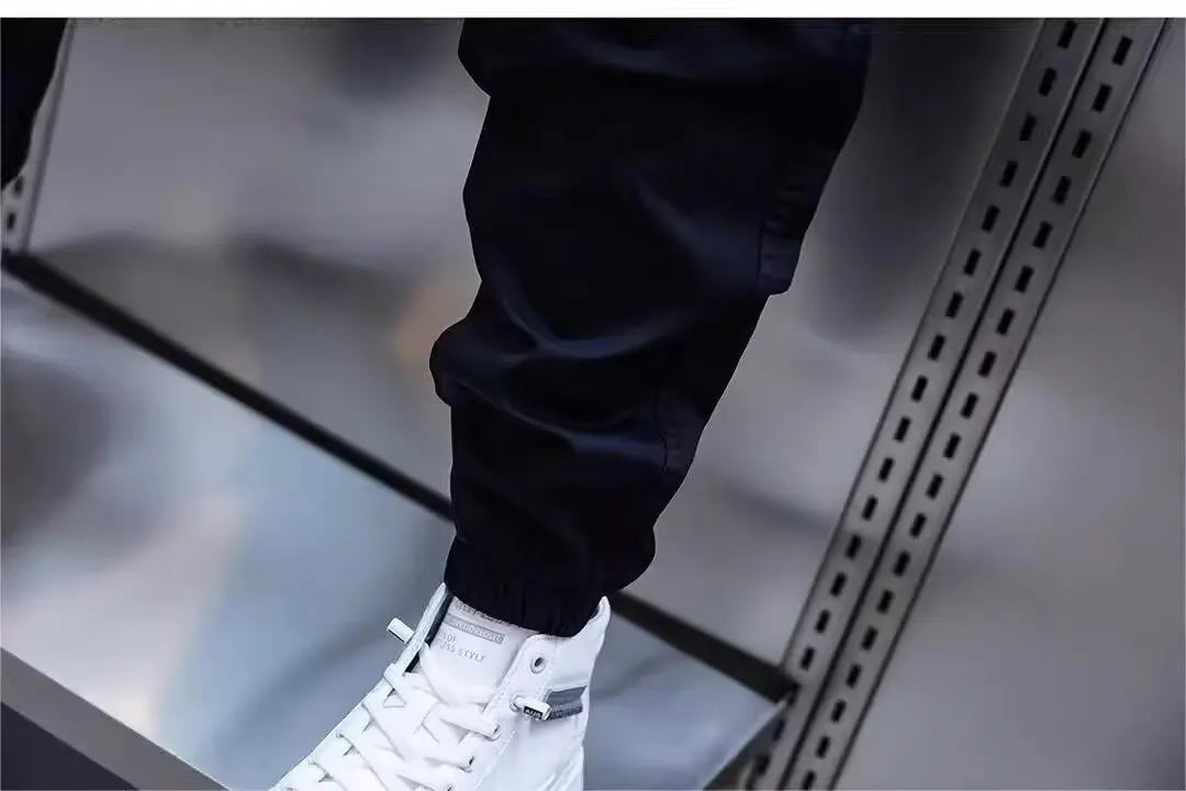 Van Der Waal Mode™ | Sportbroek met details