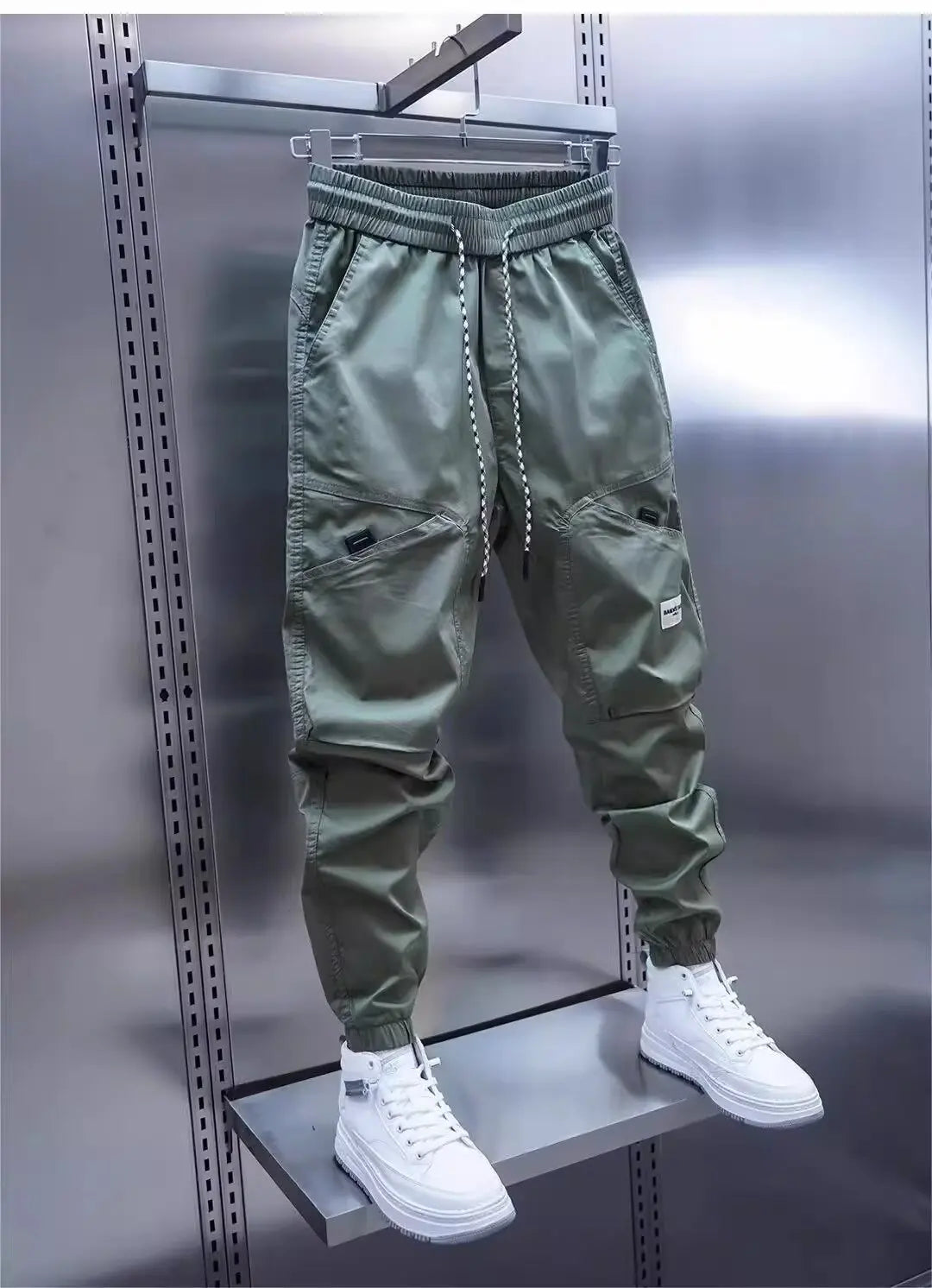 Van Der Waal Mode™ | Sportbroek met details