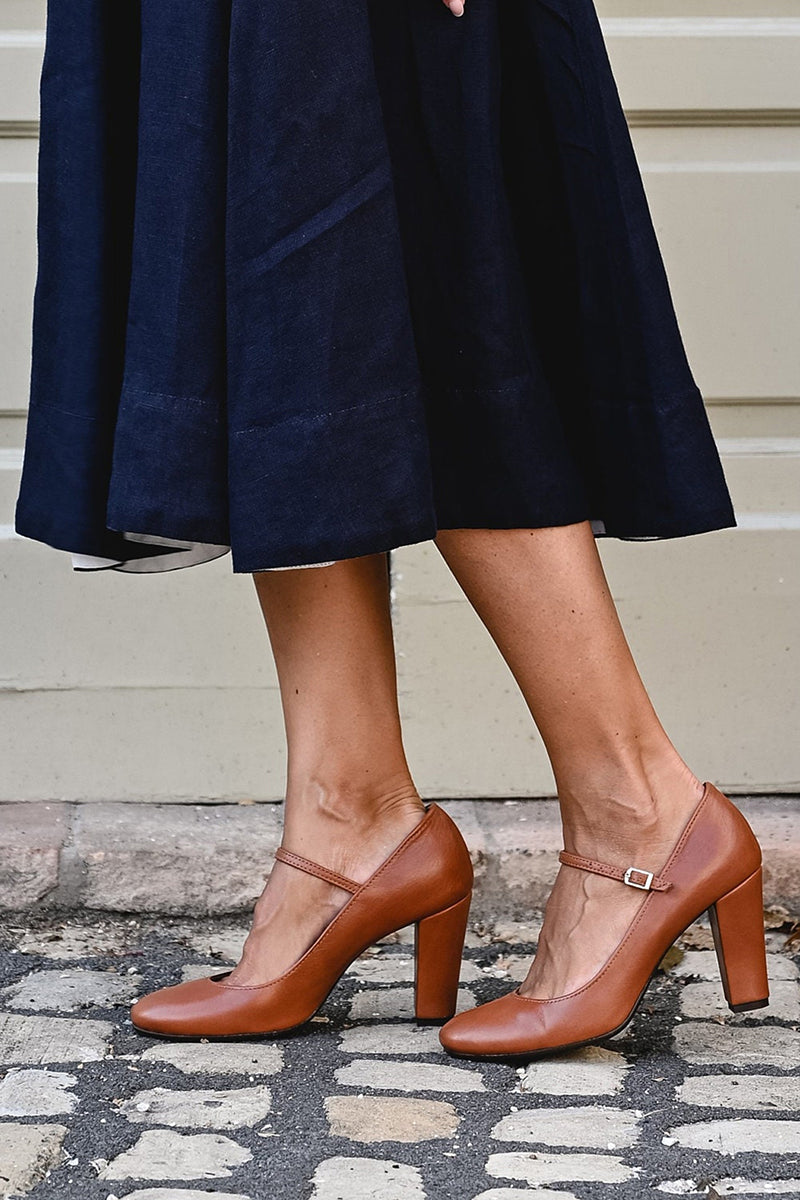 Juna | Alledaagse sandalen met bandjes en lage hak
