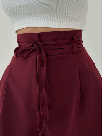 Lina™ | Elegante broek met wijde pijpen, hoge tailleband en riemdetail