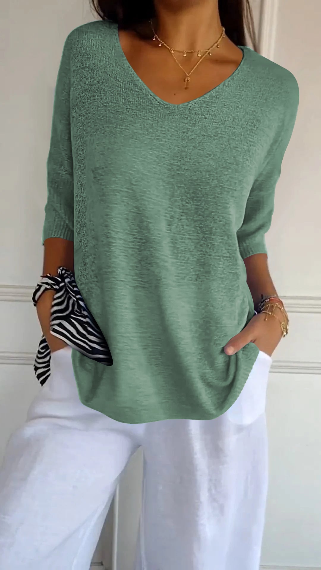 Van Der Waal Mode™ | Casual V-hals top