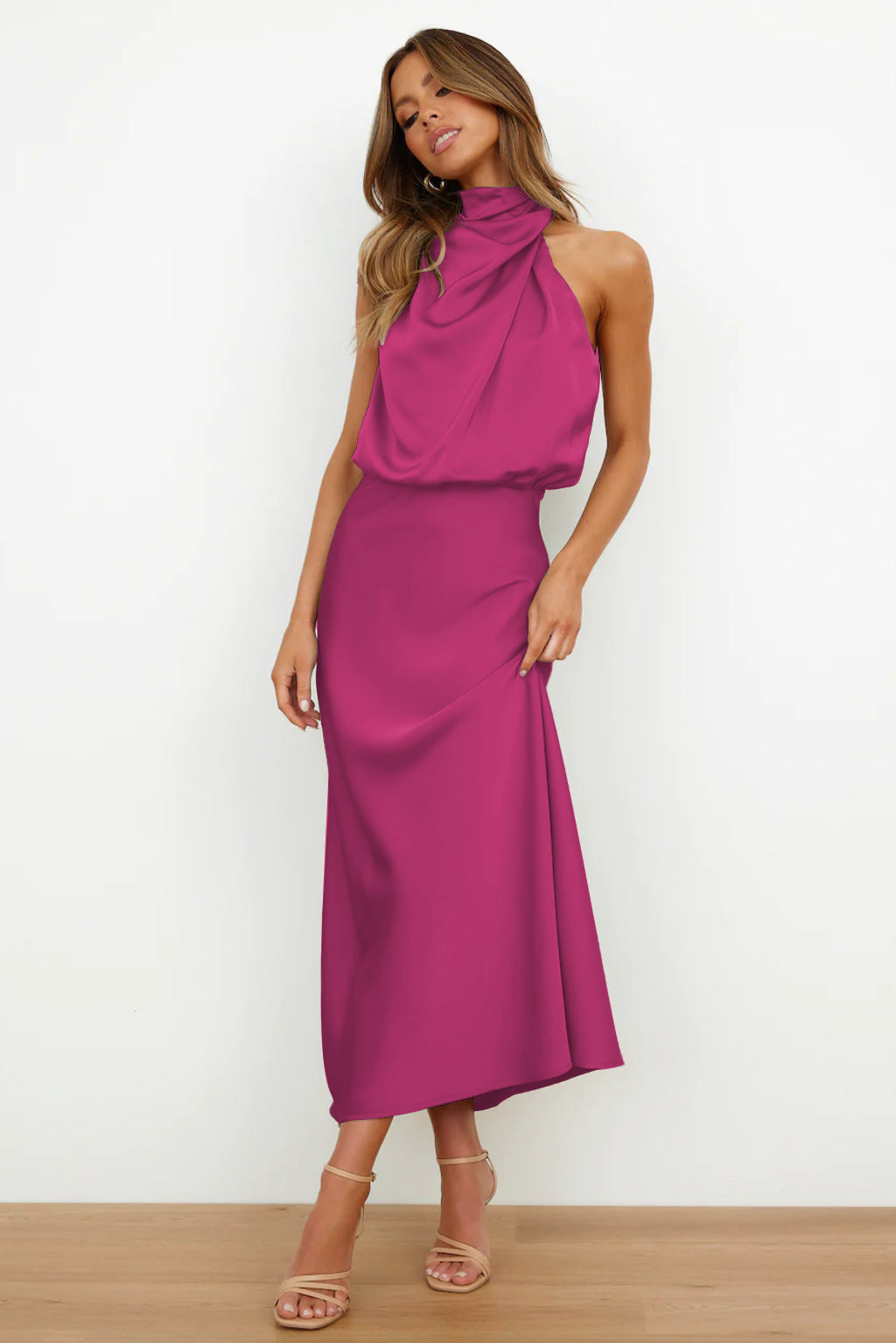 Carlina™ | Satijnen maxi-jurk met halterhals