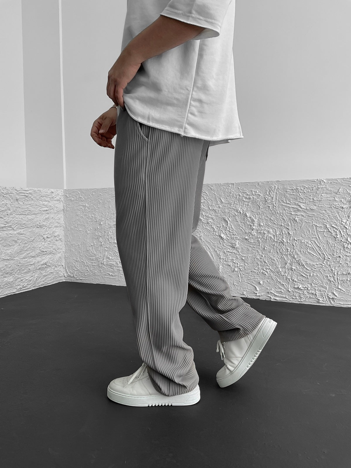 Van Der Waal Mode™ | Relaxte geribbelde broek